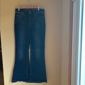 American Eagle Super HR Flare Jeans EUC Sz 4